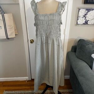 Women’s plaid strapless seersucker dress by Old Navy